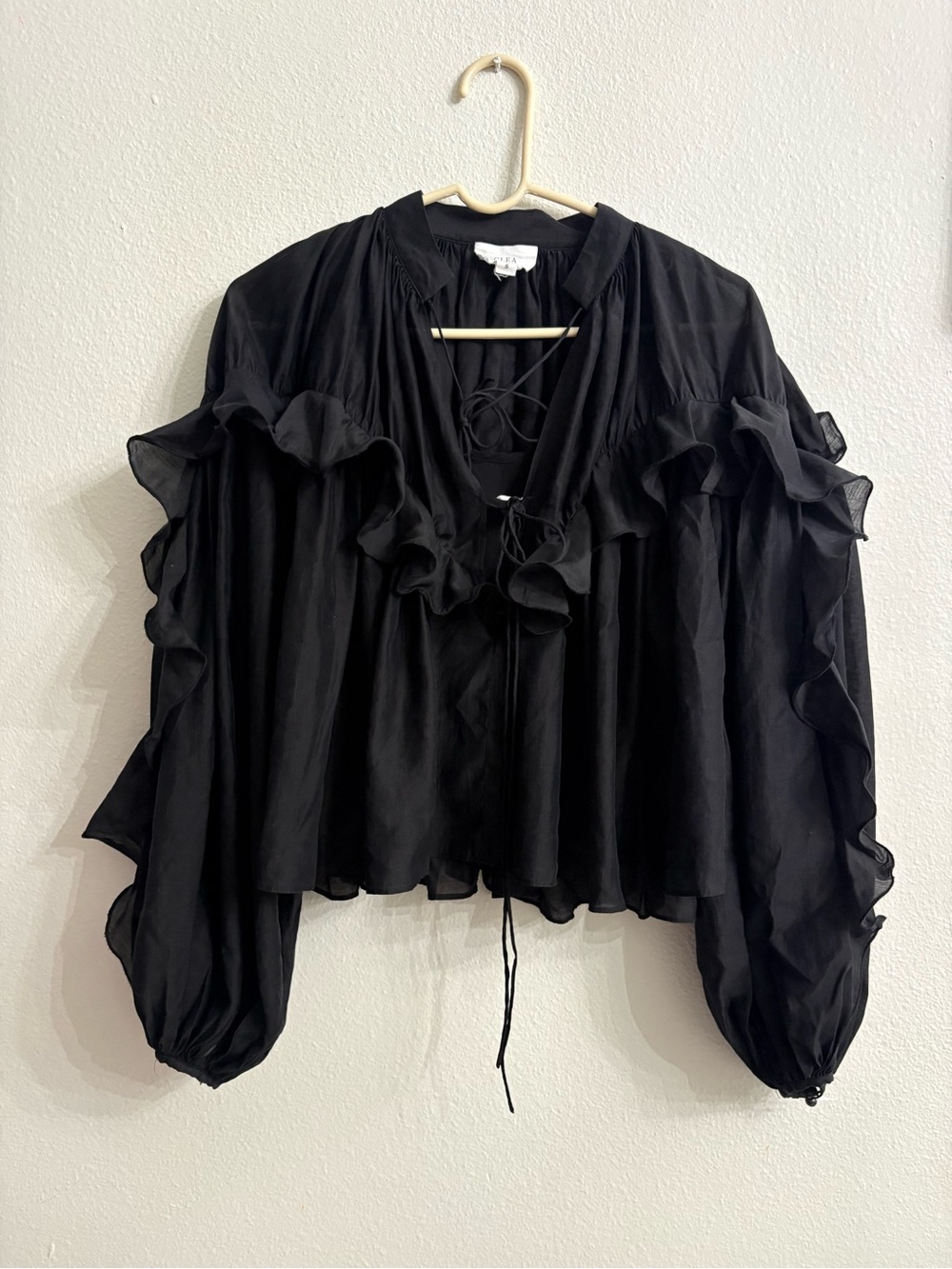 Aprile Flounce Shirt | Black | Tencel Longsleeve | Clea...size S